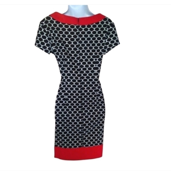 3/$20 Vintage retro black red and white dress size 6 - Picture 2 of 2